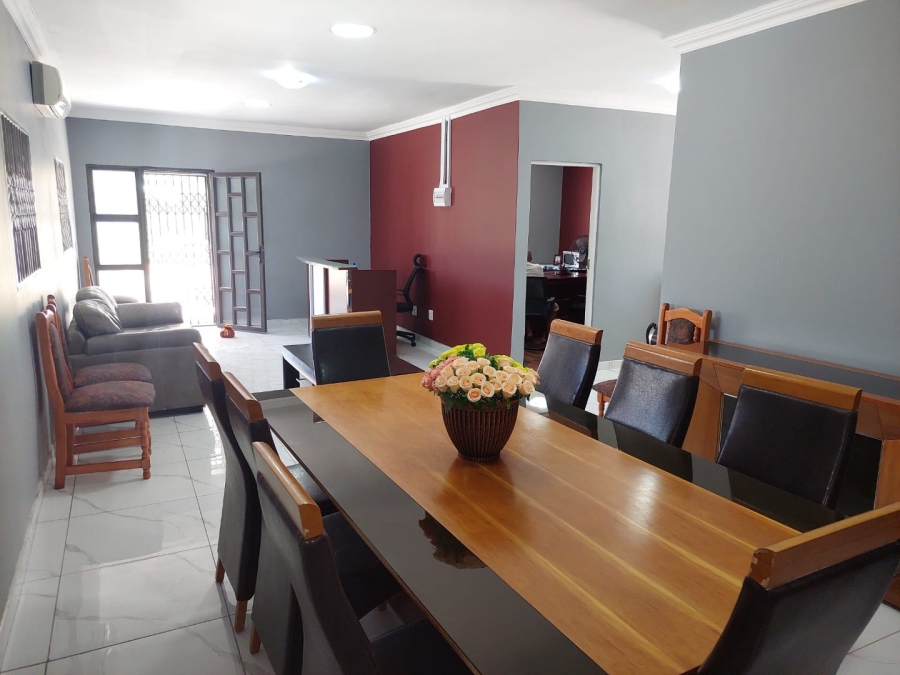 Commercial Property for Sale in Roosheuwel North West